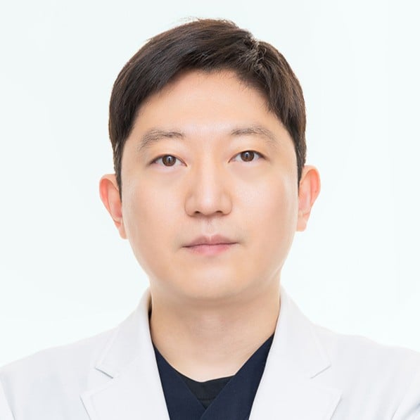 닥터에버스 노원점 원장